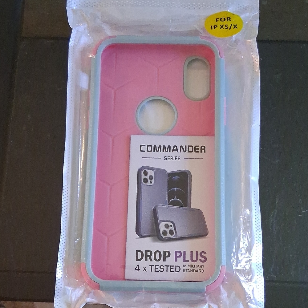 COMMANDER DROP PLUS PHONE CASE